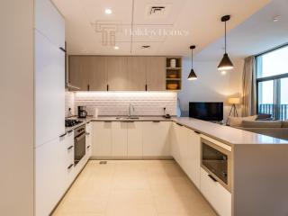 Fully Furnished Elegant 2 Bedroom Apartment-JVC - 8