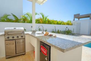 Luxusní vila s 3 ložnicemi a vlastním bazénem - 6