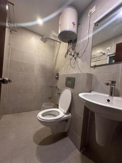 Hotel Shore I Couple Friendly I Faridabad - Faridabad - 5