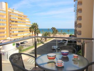 Apartamento con WIFI y Parking a 2ª Línea de Playa en Santa Margarita, Roses - ES-258-66 - 0