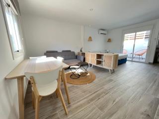 Beautiful renovated studio - Castelldefels - 0