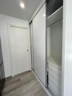 Beautiful renovated studio - 1