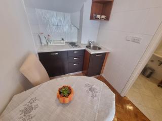 VISNJA NV 3 - Apartment Studio with balcony - 2