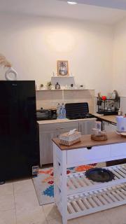 Modern vacation home with a backyard - Sheikh Zayed - 6