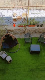 Modern vacation home with a backyard - Sheikh Zayed - 9