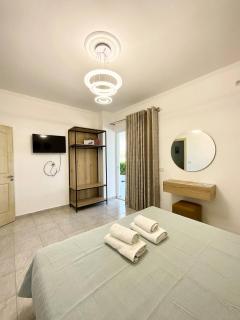 The Little House - Ksamil - 8