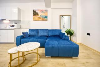 Caro - Infinity Pool & Spa Resort - 2