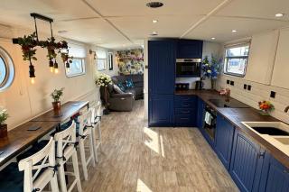 The Swan Flotel - Barton Marina - Burton upon Trent - 5