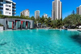 Iconic Q1 Level 35! - Gold Coast - 2
