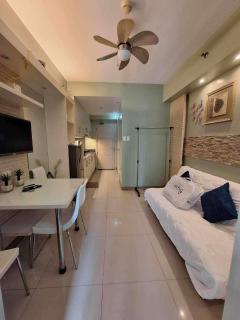 Sojourn at Sea Residences MOA - Manila - 1