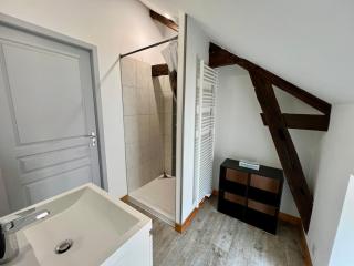 Chez Marcel - Chambre Privée & Espaces Communs - Lussac-les-Châteaux - 7