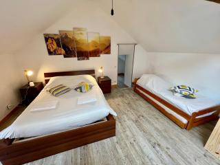 Chambre Privée & Espaces Communs - Lussac-les-Châteaux - 9
