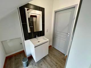 Chambre Privée & Espaces Communs - Lussac-les-Châteaux - 5