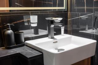 StayShort - Gorgeous 1 Bedroom in Binghatti House and Sleeps 4 - 5