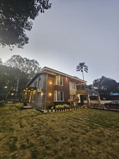 Pine Tree Garden - No Alcohol Zone - Yelagiri - 0