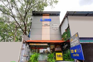 FabExpress Embassy Suites - Nr BKC - Bombay - 0