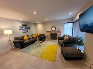 Middle Huntingford Barns and Lodge - Charfield - 8