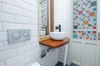Cosy 2-Bedroom Apartment - Istanbul - 4