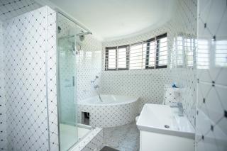 State of The Art House - Kangan - 7