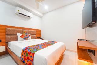 FabHotel Q One Plaza - Ernakulam - 2