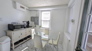 Rooftop GreeneHouse Suite - 3