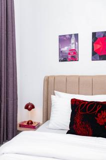 Lily one bedroom apartment with Island kitchen - 4