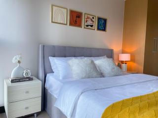 Chic BGC Condo Near Uptown Parade #upt124r - Manila - 6