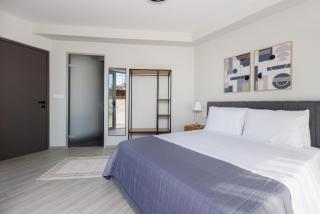 Vivian's Central Loft - 1