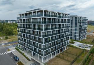 New studio, King bed, Free parking, Terrace - Prague - 6