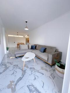 Cozy Retreat Apartment in Vari - Vári - 6