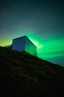 Glacial Glass Cabin - Hella - 8