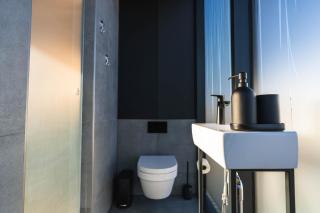 Glacial Glass Cabin - 3