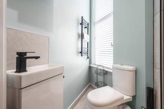 Studio With Workspace Near Parks Free Parking - Liverpool - 2