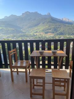 F2 avec très belle vue montagne - Barcelonnette - 0