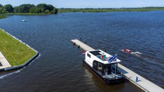 VaarLoft Pur Sang - Luxe Houseboat - Sneekermeer - Offingawier - 7