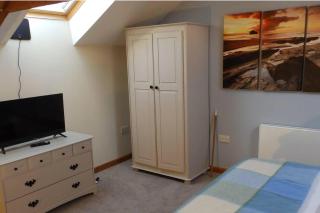 1 bed-Pet Friendly-Parking-Patio-close to coasts - 4