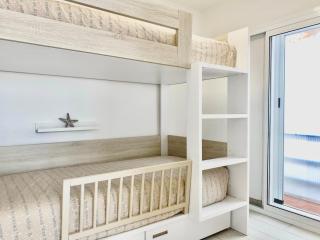 LLOGUER30 White Home, terrace with views, close to the beach - Sant Feliu de Guíxols - 2