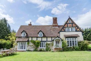 The Gingerbread House - Evesham - 0