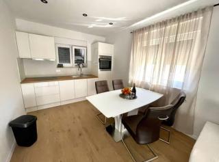 Apartments Villa Lux - Vodice - 1