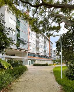 Apê Green | Top1% mundial no Airbnb | 230m do mar - Florianópolis - 9