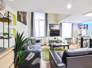 W46 - with 3 bedrooms in Centrum - 1