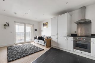 2BR Flat Close to Wembley Stadium Quick Tube To London - Harrow - 5