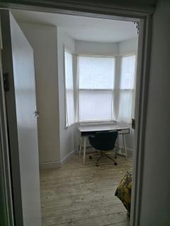 Room in Guest room - Ground floor two bedroom flat - Londra - 6
