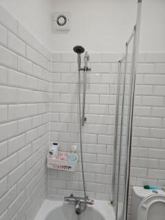 Room in Guest room - Ground floor two bedroom flat - Londra - 3