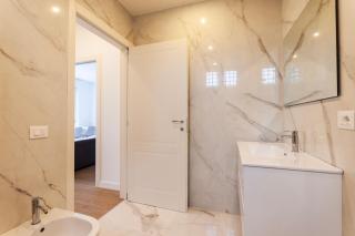 Youhosty - Gioia Large - Milan - 2