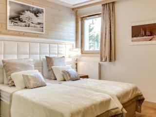 Appartement contemporain avec 3 chambres en suite, au cœur de Courchevel, proche des pistes - FR-1-562-15 - Courchevel - 7