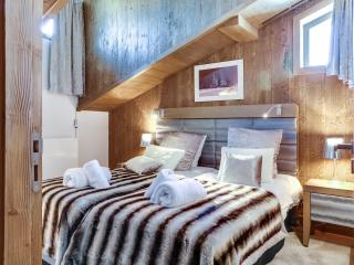 Luxueux appartement 4 pièces au cœur de Courchevel Village, à proximité des pistes et commerces - FR-1-562-32 - Courchevel - 3