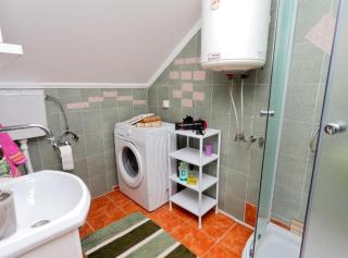 Charming Kotor Bay Retreat Just Steps from the Beach - Kotor (Cattaro) - 2