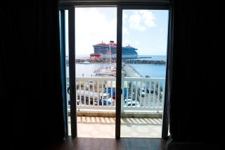 Kings Pavilion Suites Hotel - 8