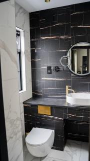 Modern 4BR,Sleeps 10,Garden,Free Parking - New Southgate - 8